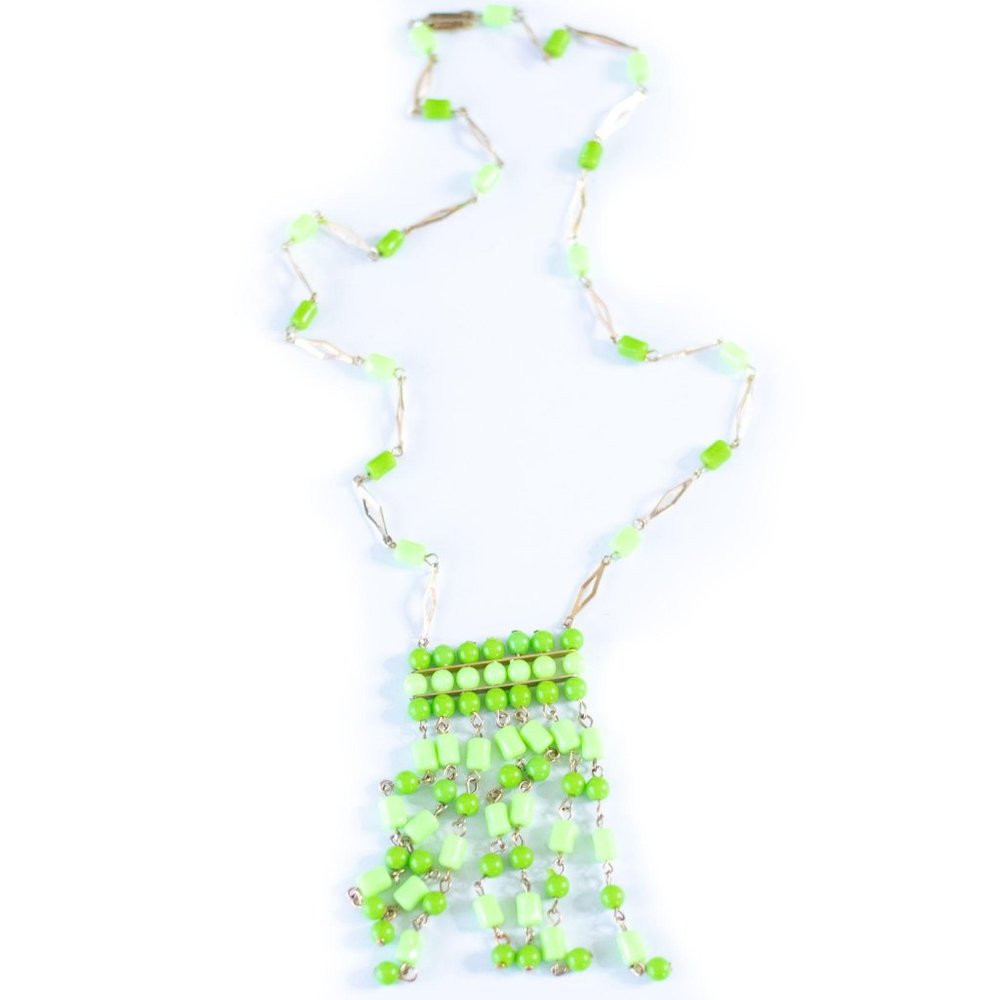 Vintage 1960s‎ Made in Hong Kong Bight Green Tassel